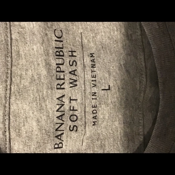 Banana Republic More Love Pride T-Shirt (NWOT) - Picture 6 of 6